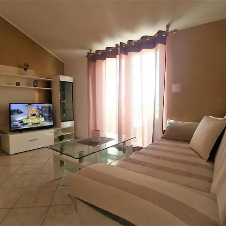 Apartment In Vodice With Sea View, Balcony, Air Conditioning, Wifi 5021-1 * Vodice