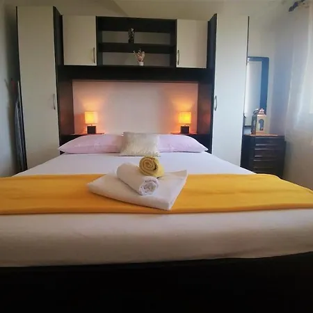 Apartment Apartment In Vodice With Sea View, Balcony, Air Conditioning, Wifi 5021-1 *
